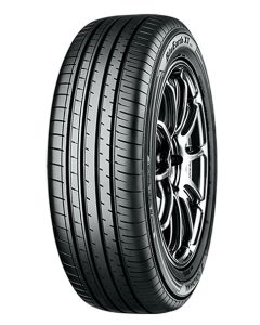 Yokohama 235/50 R18 BluEarth XT AE61 2025